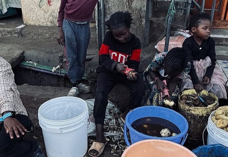 Guided Kibera Cultural Walking Tour Nairobi: Community Hike
